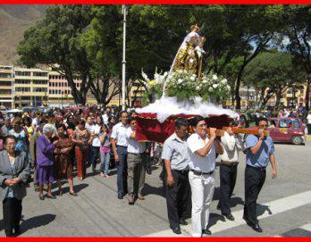 Residentes de
 Celendín de fiesta