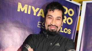 Aldo Miyashiro se pasó la luz roja, policía lo perdonó y conductor escapó de la prensa 