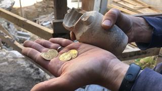 Jerusalén: cuatro monedas de oro del siglo X fueron halladas en un pequeño frasco 