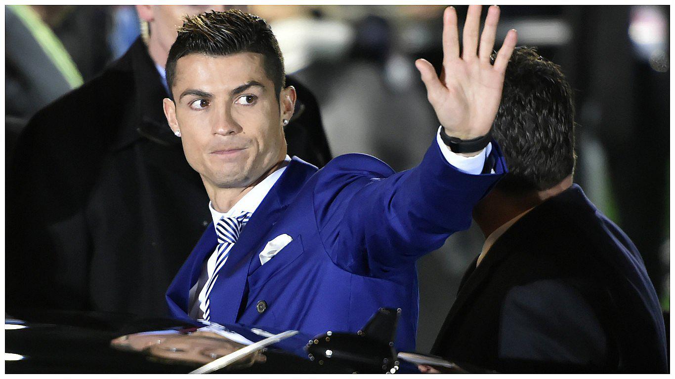 Cristiano Ronaldo corona un 2016 inolvidable con primer 'The Best' de la historia