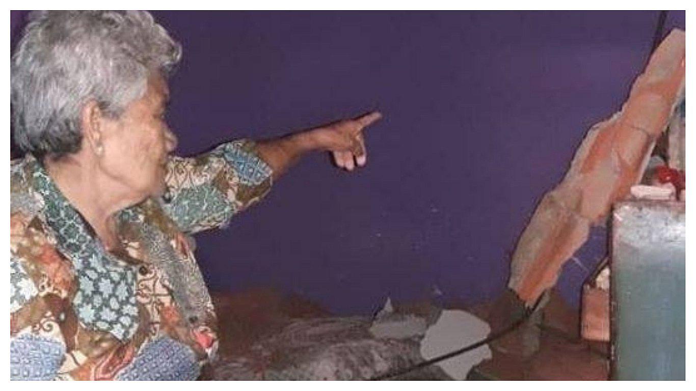 Dos ancianas resultan heridas tras caída de techo de vivienda en Talara