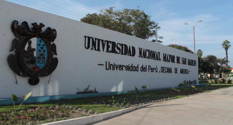 Tres estudiantes de medicina sustentaron su tesis por primera vez bajo la modalidad virtual para obtener su título profesional. (Foto: GEC)