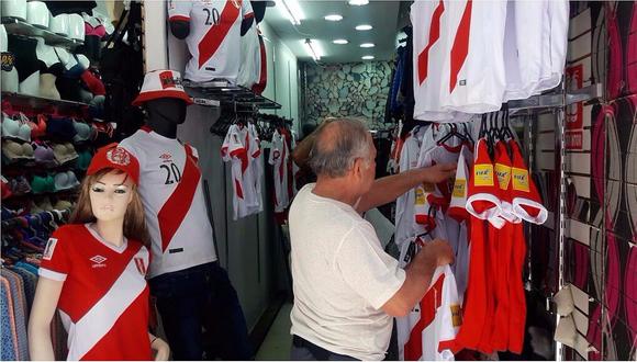 ​Perú vs Nueva Zelanda: crece demanda de gorros de la selección en Gamarra