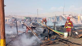 Incendio consumió 60 viviendas en asentamiento humano, en Nuevo Chimbote (VIDEO)