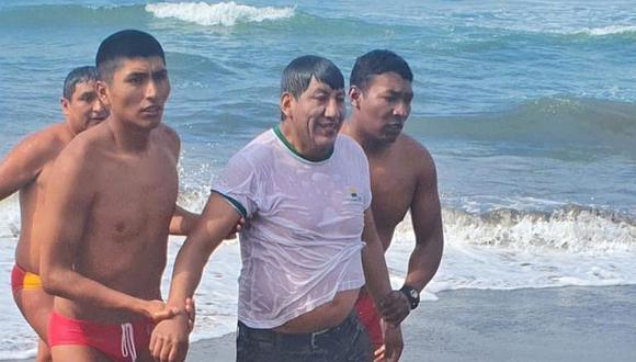 ​Salvavidas rescatan a 5 personas de las playas de Arequipa