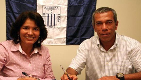 DT de Alianza Lima es obligado a renunciar por alinear a Yordy Reyna