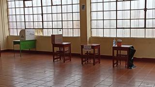 Seis mesas vacías en elecciones internas en Huancavelica