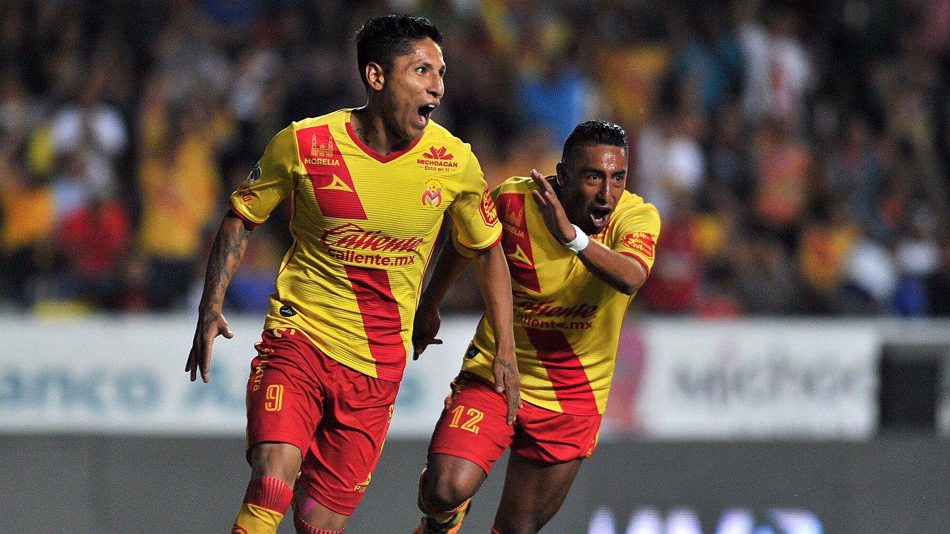 Raúl Ruidíaz cumple tierna promesa a su hijito y ahora luce así (VIDEO)