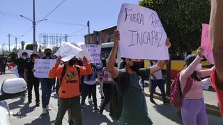 Ayacucho: Estudiantes de la Universidad Nacional de San Cristóbal de Huamanga marchan pidiendo la renuncia de rectores