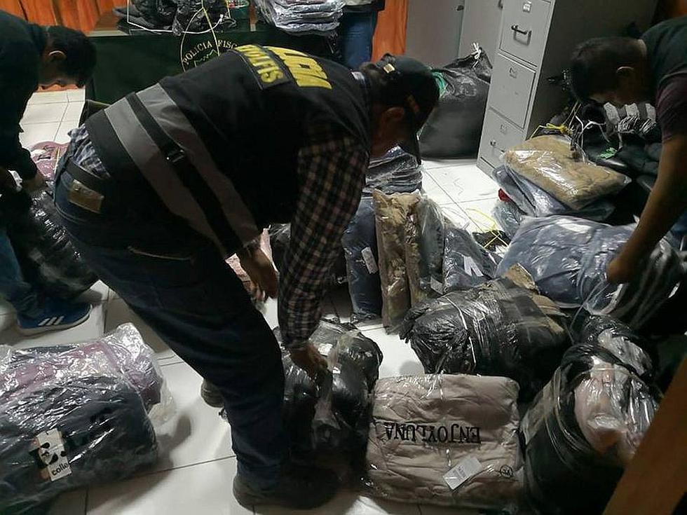 Policías incautan mercadería de contrabando abandonada