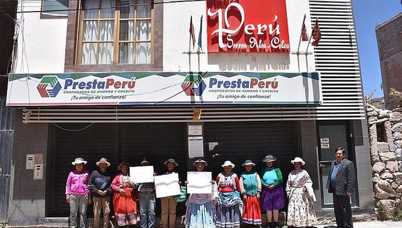 Ahorristas de PrestaPerú  en Caylloma piden devolución de sus aportes 