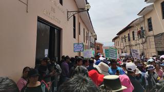Ayacucho: Padres de I.E. Abraham Valdelomar exigen al GRA cumplir compromisos