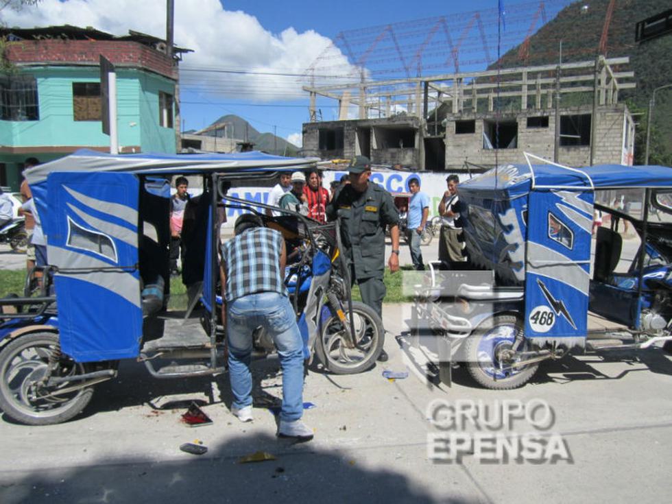 Chofer de motocar se desfigura al impactar unidad con carro lechero (FOTOS)