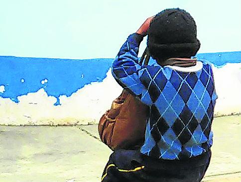 ​Padres alcohólicos abandonan a sus tres hijos