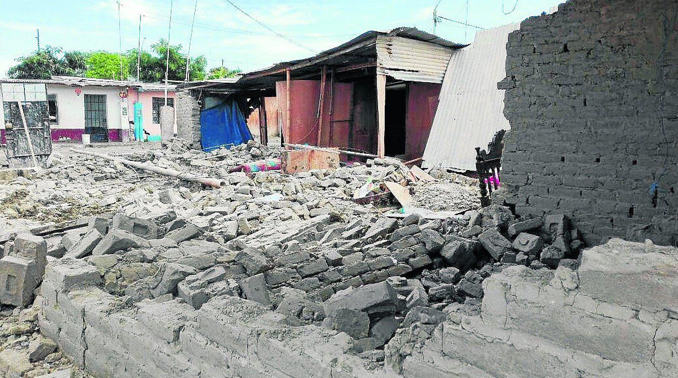 Piura: Hasta la fecha lluvias han dejado cerca de tres mil familias damnificadas