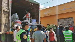 ​Familias cusqueñas envían a Arequipa sacos de productos en encomiendas (FOTOS)