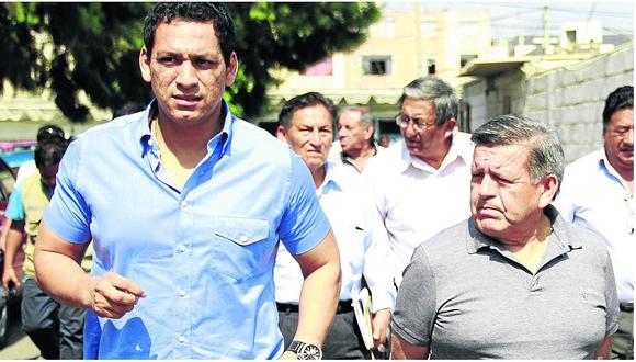 César Acuña y Luis Valdez se defienden de acusación 