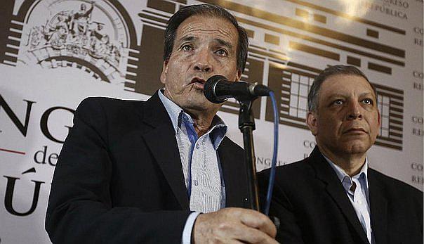 Wilbert Rozas: "Hay un bajo concepto de la Comisión de Ética"