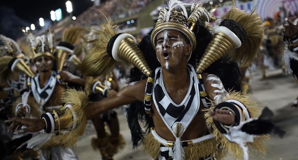 El tradicional desfile de las escuelas de samba del Carnaval de Río se realizará entre el 23 y 24 de febrero. (Foto: AFP)