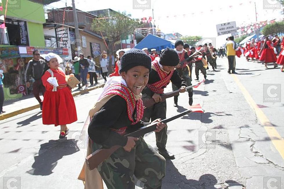 ​Fiestas Patrias: con danzas y música recuerdan etapas históricas del Perú (FOTOS)