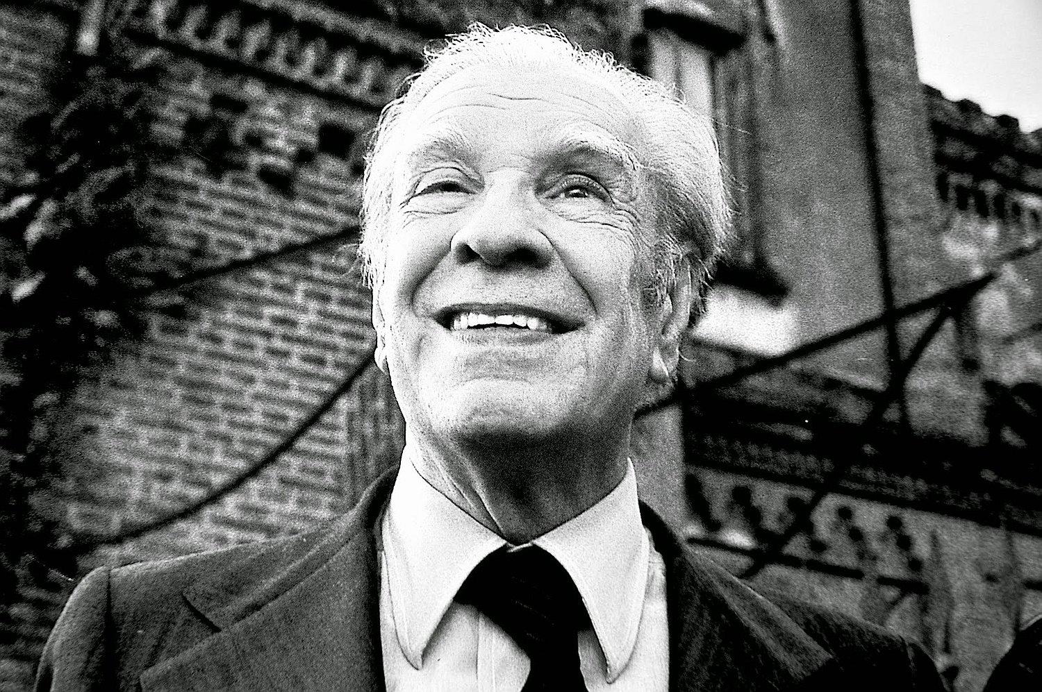​Efemérides: Un día como hoy nació el escritor argentino Jorge Luis Borges
