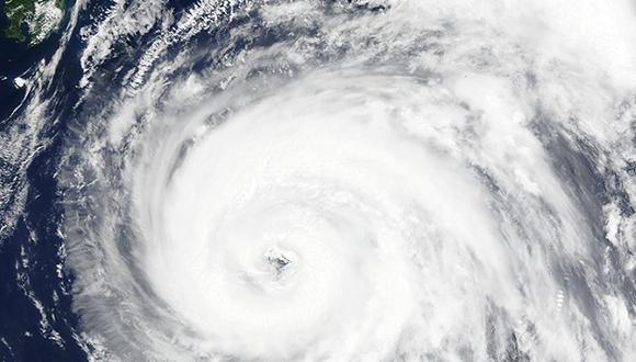 La NASA capta al tifón Nangka justo frente a Kyushu, sur de Japón