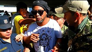Ronaldinho recuperará libertad tras cinco meses y volaría a Barcelona (VIDEO) 