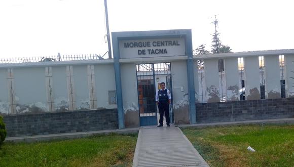 En la morgue central de Tacna se guarda total hermetismo mientras se efectúan los estudios. (Foto: Adrian Apaza)