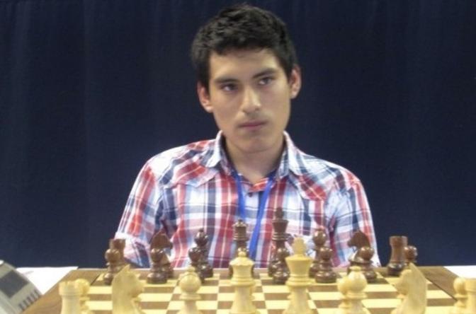 Peruano Kevin Cori campeonó en Panamericano Sub-20 de Ajedrez en El Salvador