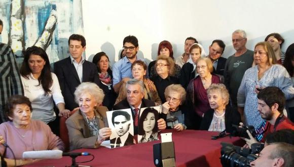 Abuelas de Plaza de Mayo encuentran a nieta 117 robada por dictadura argentina