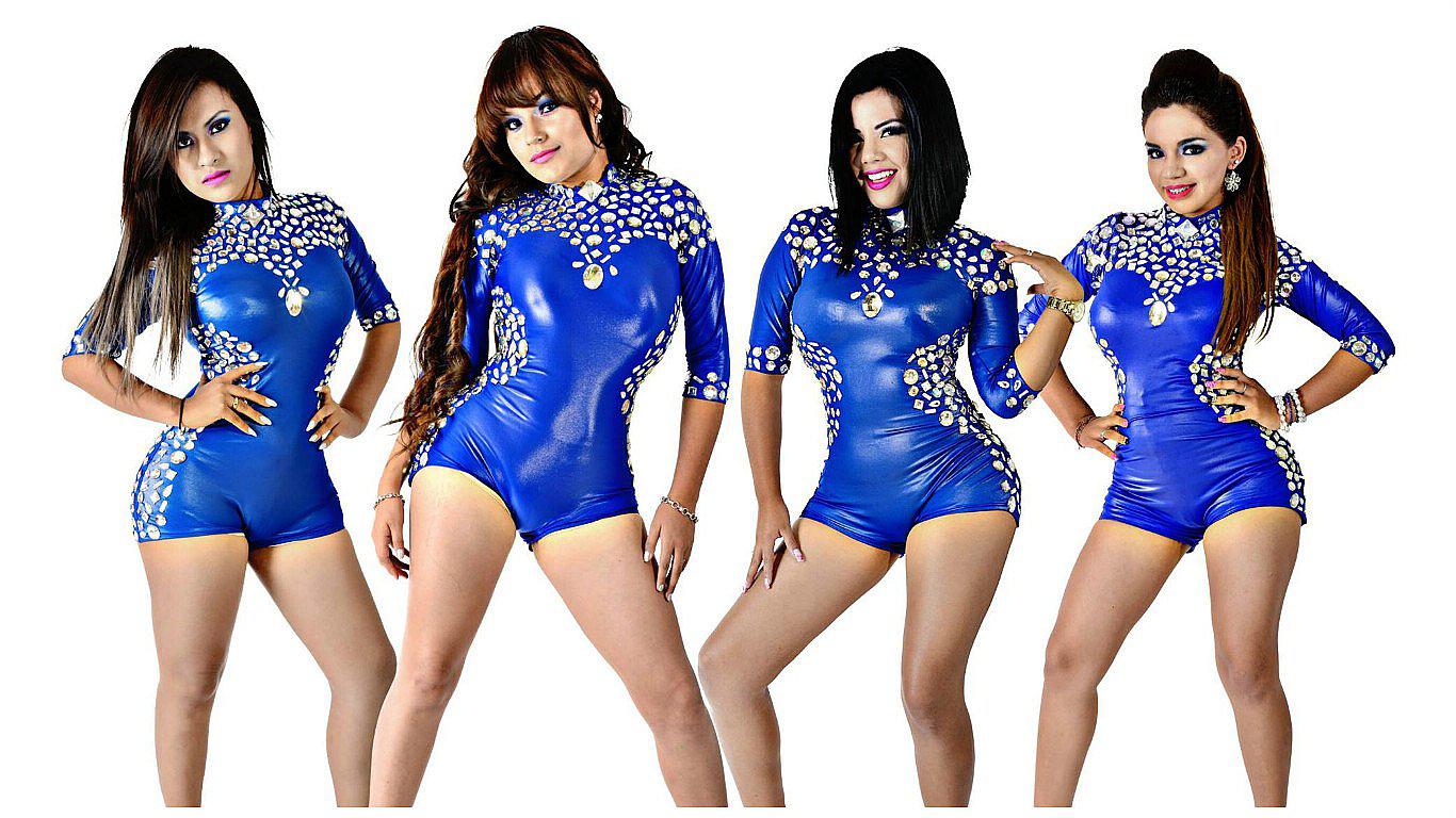 Puro Sentimiento: vocalista posa en sexy bikini y deja en 'shock' a sus fans (FOTOS)