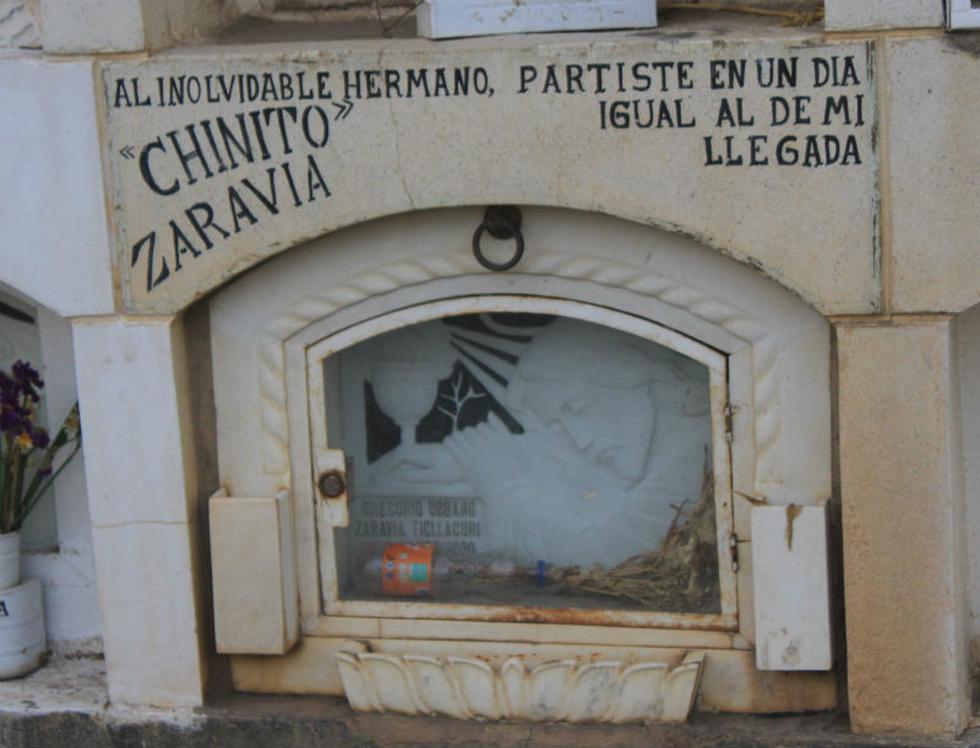 Las palabras de amor que se quedan en las lapidas (FOTOS)