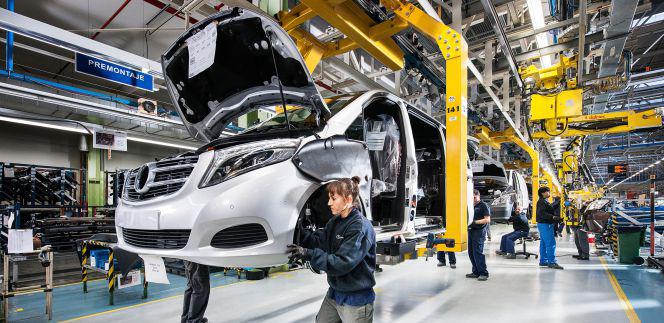 EEUU: ​Mercedes llama a revisión 126 mil vehículos por defectos en el airbag