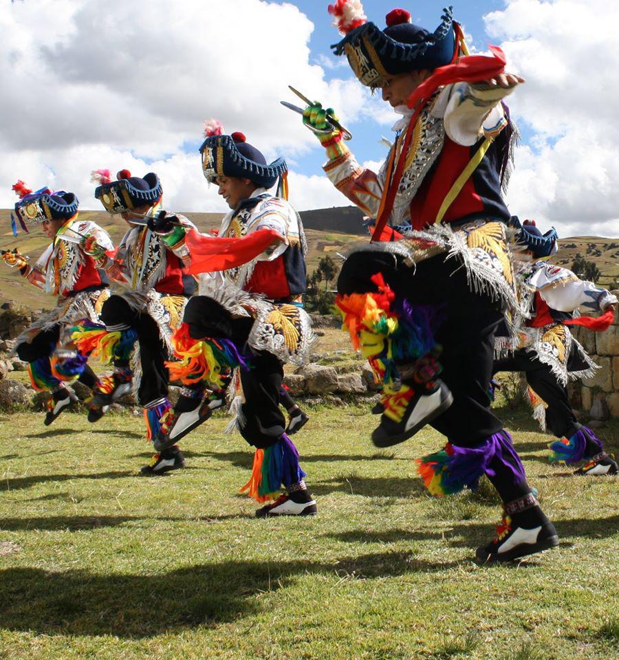 ​Danza de las tijeras: La expresión viva de resistencia cultural