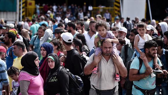 Angela Merkel reclama reparto "obligatorio" de los refugiados entre países de Unión Europea