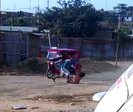 #NiUnaMenos: Cámaras registran otra brutal golpiza a una mujer en Tumbes (VIDEO)