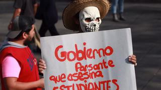 Miles de mexicanos piden  al unísono que aparezcan con vida 43 estudiantes