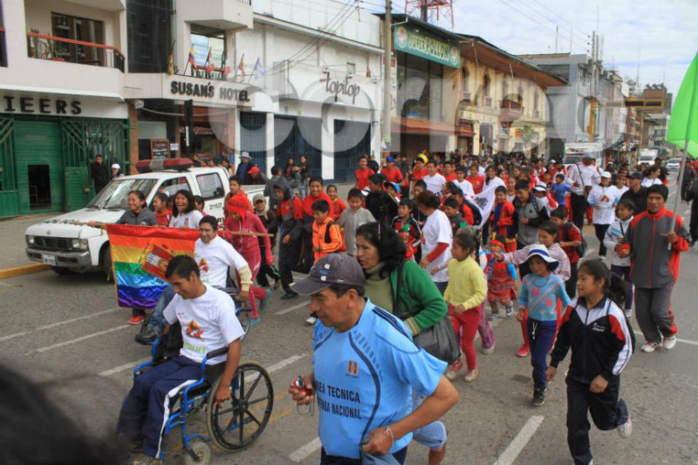 Inicia carrera de chasquis que unirá 5 regiones (FOTOS)