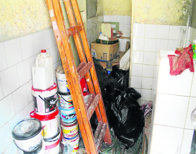 Servicios higiénicos del GRH están en pésimo estado