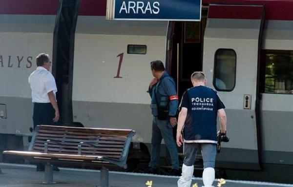 Detienen a un hombre que disparó en un tren Thalys e hirió a tres personas
