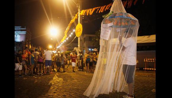 ​Facebook: Este asistente al Carnaval de Río se tomó en serio la prevención contra el Zika