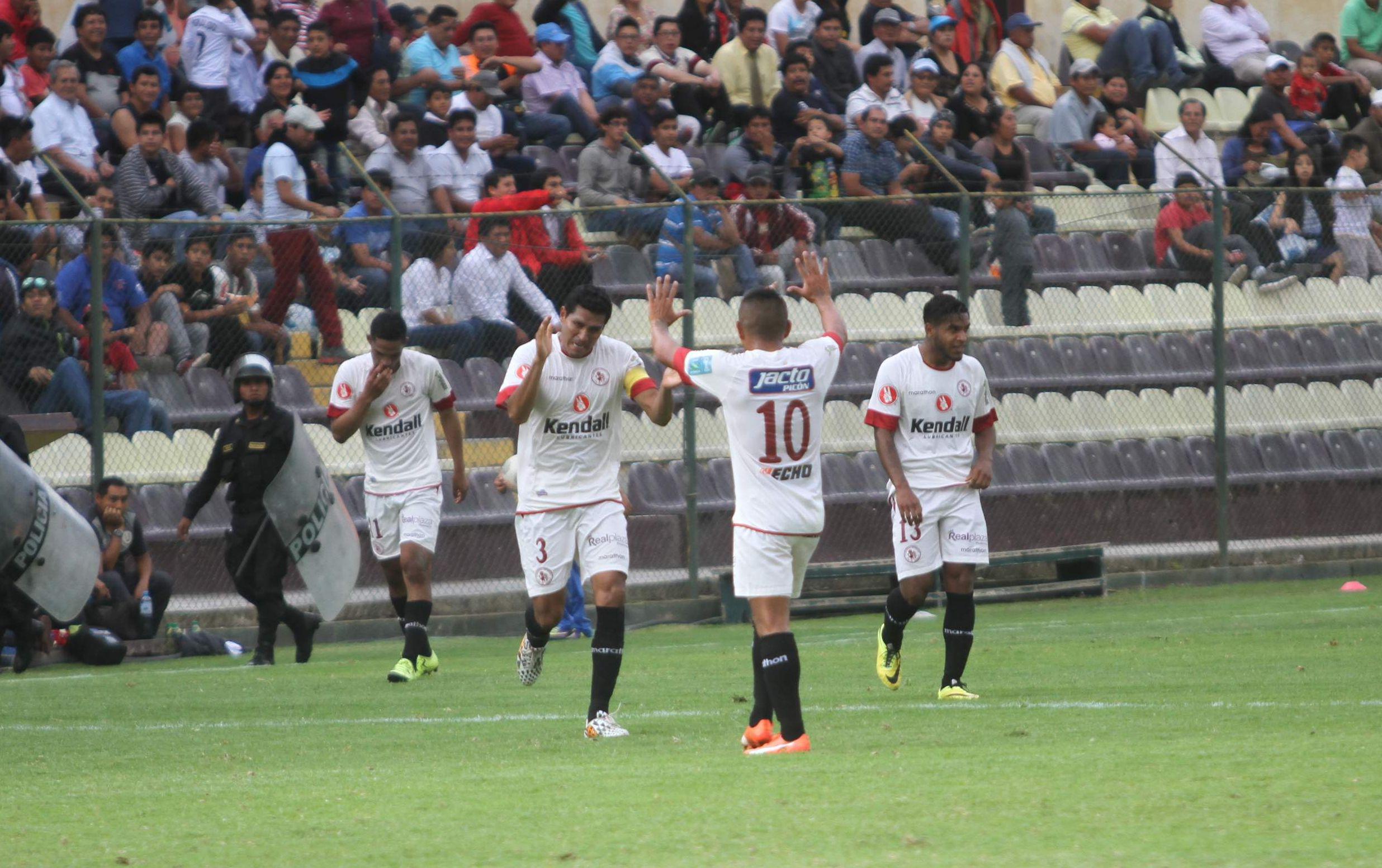 León respiró con triunfo ante la 'U' pero sigue en zona roja