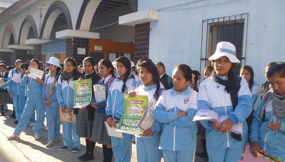 Más del 60% de residuos sólidos de colegios que podría ser reutilizado termina en botaderos