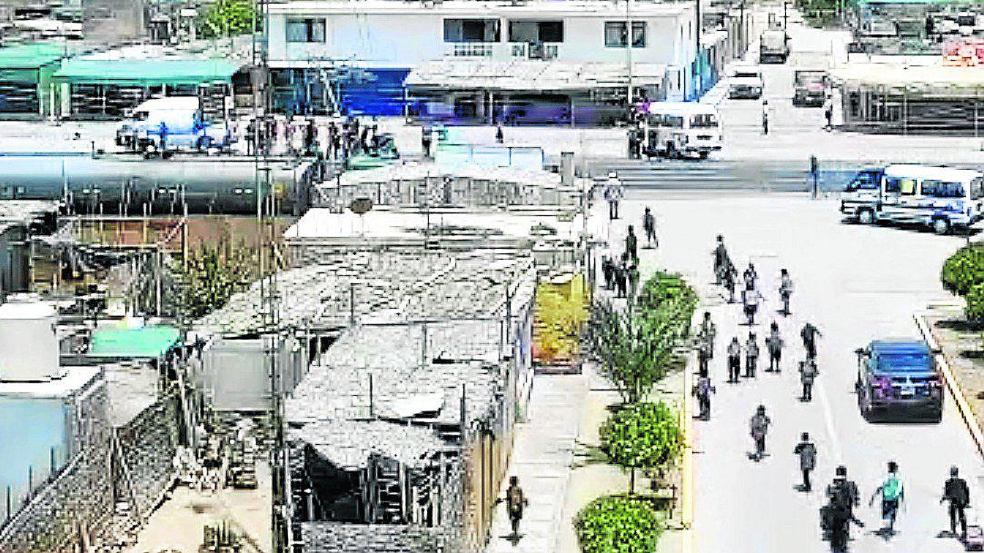 Niño muere atropellado por ambulancia de EsSalud en el AA.HH. Santa Cruz de Paracas