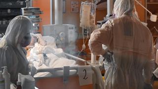 Paciente por COVID-19 en Perú denuncia que le dieron de alta sin estar curado 