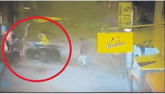 Un hombre atropella con su cuatrimoto a dos mujeres en el balneario de Máncora (VIDEO)