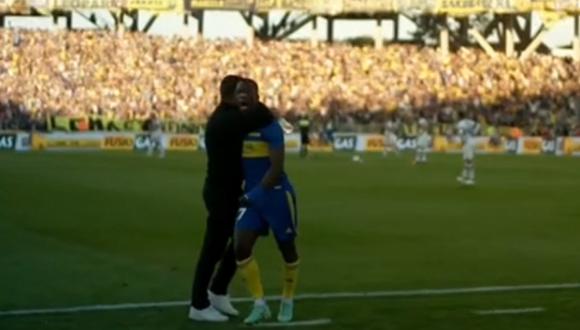 Luis Advíncula se volvió loco tras el golazo de Frank Fabra. Foto: Captura de pantalla de ESPN.