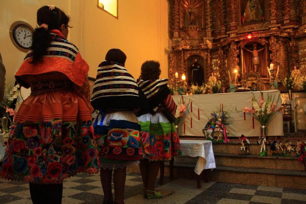 Mar de santiagueros en distrito de Sicaya (FOTOS) 