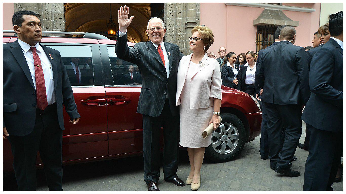 PPK: ¿Por qué están suponiendo que Nancy Lange va a tomar dinero de manera irregular?