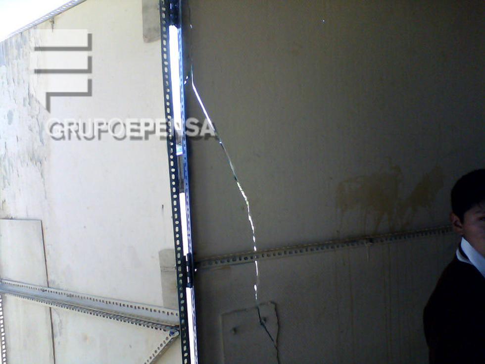 250 alumnos estudian en aulas de triplay (FOTOS)